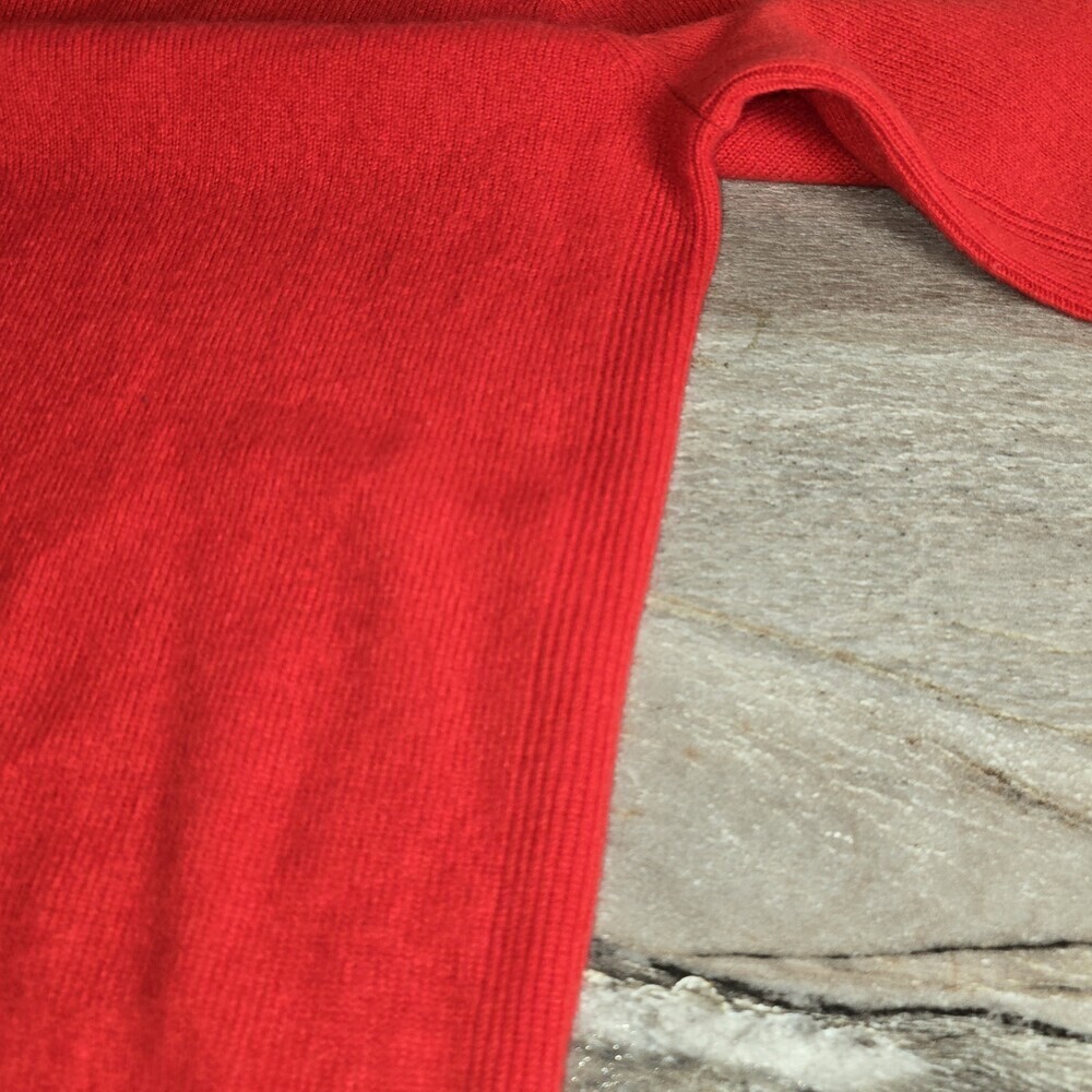 Halogen Sweater M 100% Cashmere Crewneck Red Lightweight - Picture 8 of 8